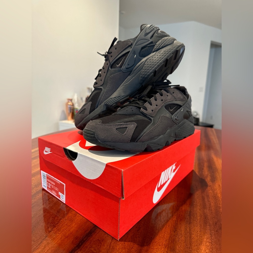 Nike Air Huarache Runner. Size 11.5